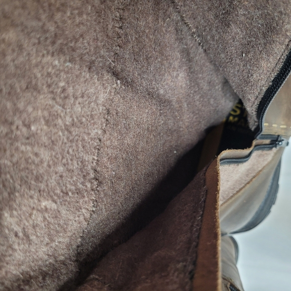 Keen Women's Winthrop II Waterproof Dry Leather Boots - Size 9.5 - Picture 11 of 16